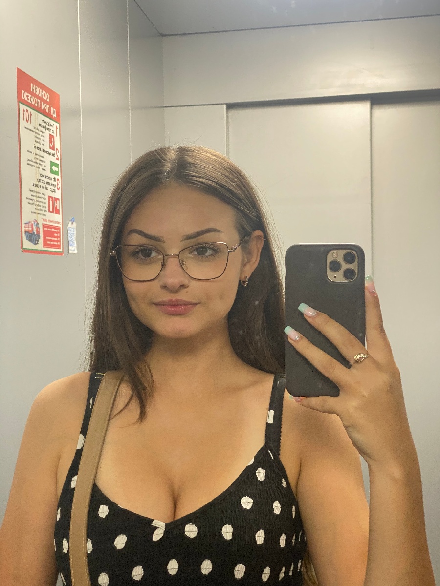 Sexy model Stacy in Santiago